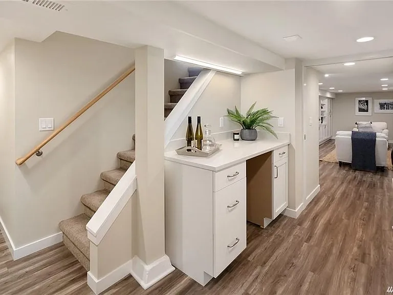 1508 NE 75th St — Photo 5
