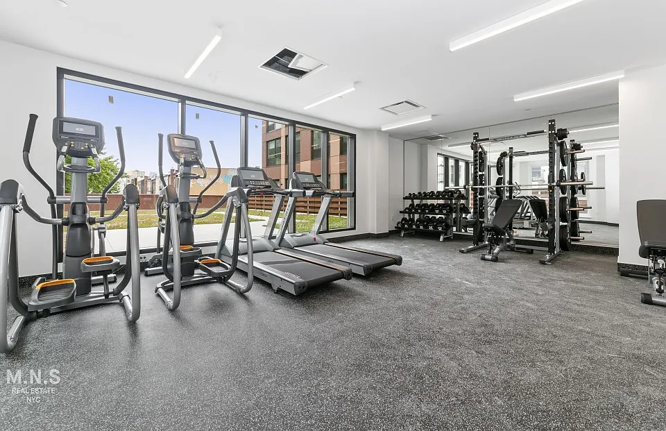 800 Flatbush Ave #1002
