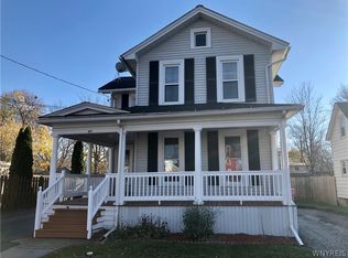 90 Prentice St, Lockport, NY 14094