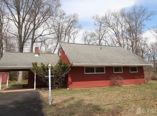 106 Woodland Rd, Piscataway, NJ 08854