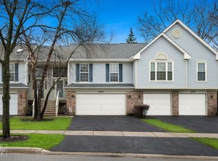 2696 S Embers Ln, Arlington Heights, IL
