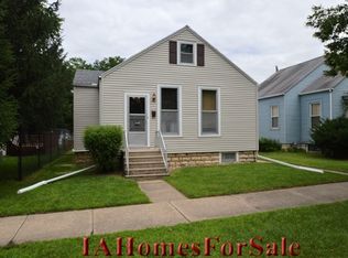 1005 9th St SW, Cedar Rapids, IA 52404