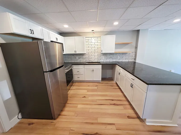 3915 Mount Troy Rd — Photo 24