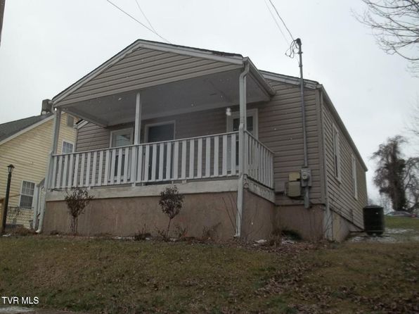 115 Esther St