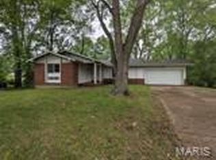 4 Cameo Ct, Florissant, MO