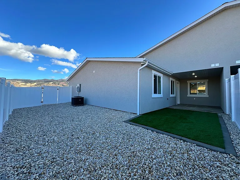 3939 Hawks Landing Loop — Photo 13