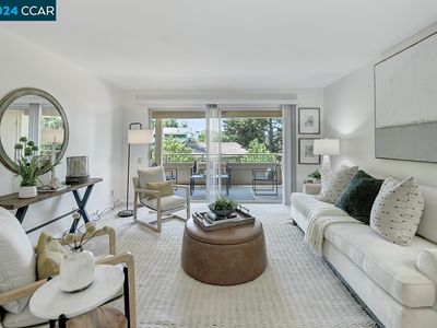 1621 Ptarmigan Dr APT 8C, Walnut Creek, CA, 94595