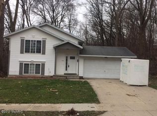 349 Coldbrook St NE, Grand Rapids, MI 49503