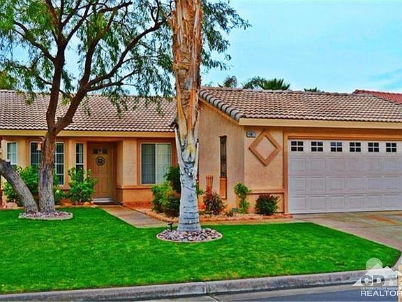 2nd image of 49671 Lincoln Dr