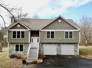 355 Margarite Rd, Middletown, CT 06457