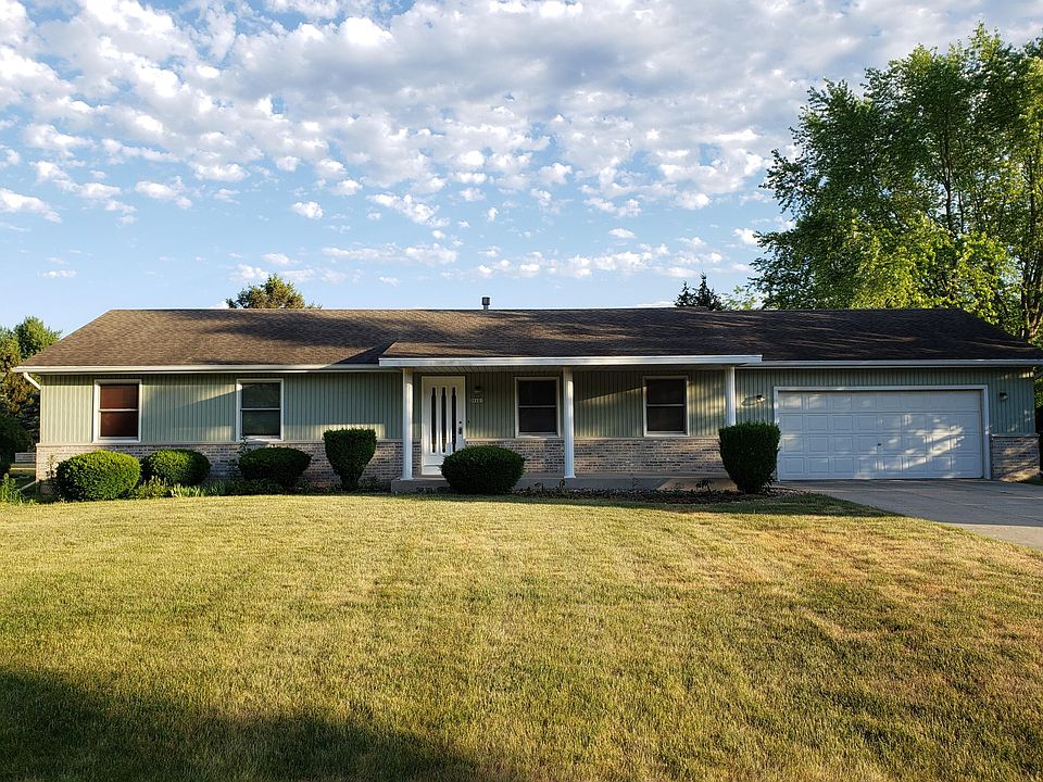 1st image of 29621 Fernwood Dr