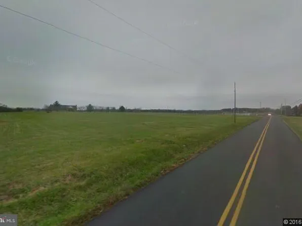 Senseny Rd, Berryville, VA 22611