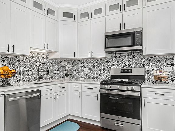 4th image of 4813 W 22nd Pl #2