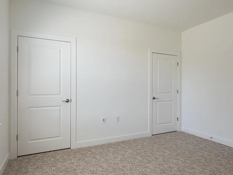 The Apartments at Hallstead Reserve. Modern. Welcoming. Authentically Suffolk. — Photo 146