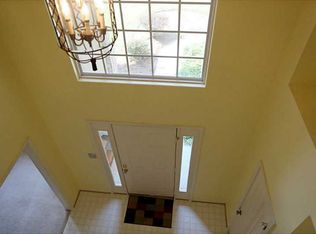 800 Shipton Ct, Chesapeake, VA 23320