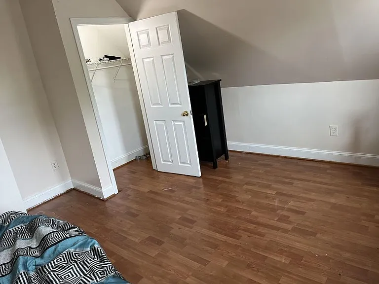 3220 Brightwood Ave — Photo 2