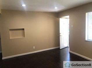 10070 Toelle Ln APT C, Saint Louis, MO