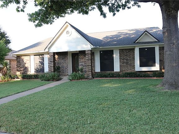 2nd image of 3226 Kingswood Dr