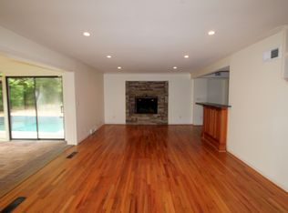 2824 Ridgemore Rd NW, Atlanta, GA 30318