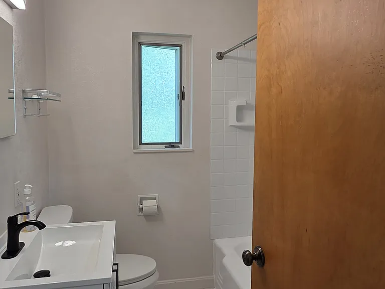 4507 Main St #U — Photo 7