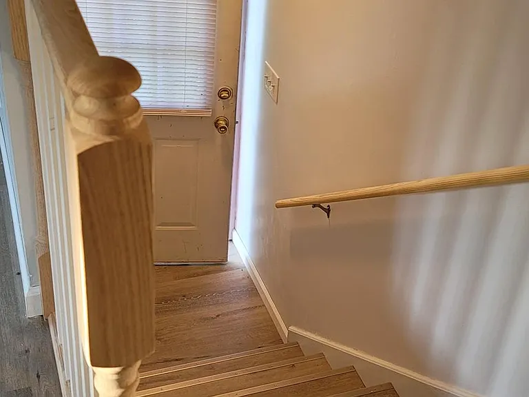 425 Carrier St — Photo 4