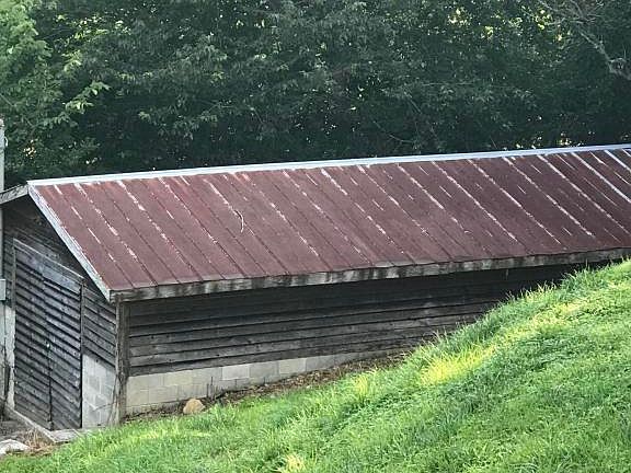 3rd image of 601.5 Evans Dr