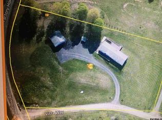 1 Vista Way, Valley Falls, NY 12185