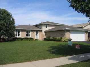 17660 Pheasant Dr, Tinley Park, IL 60487