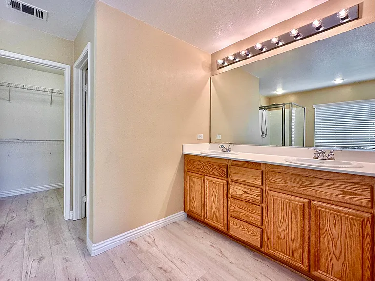 40285 Balboa Dr — Photo 15