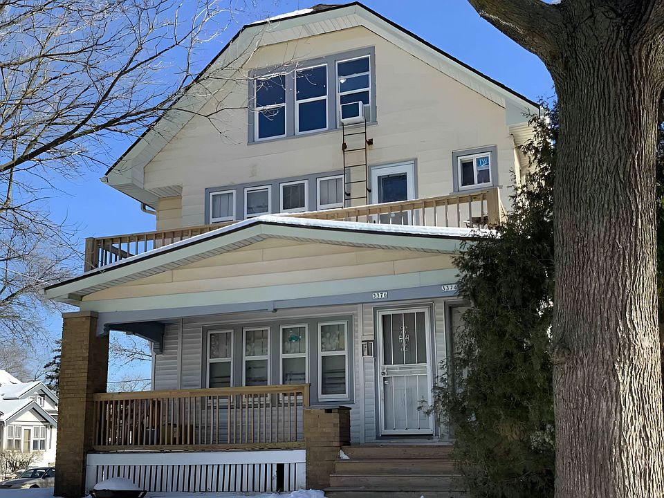 3374 N Palmer St, Milwaukee, WI 53212 | Zillow