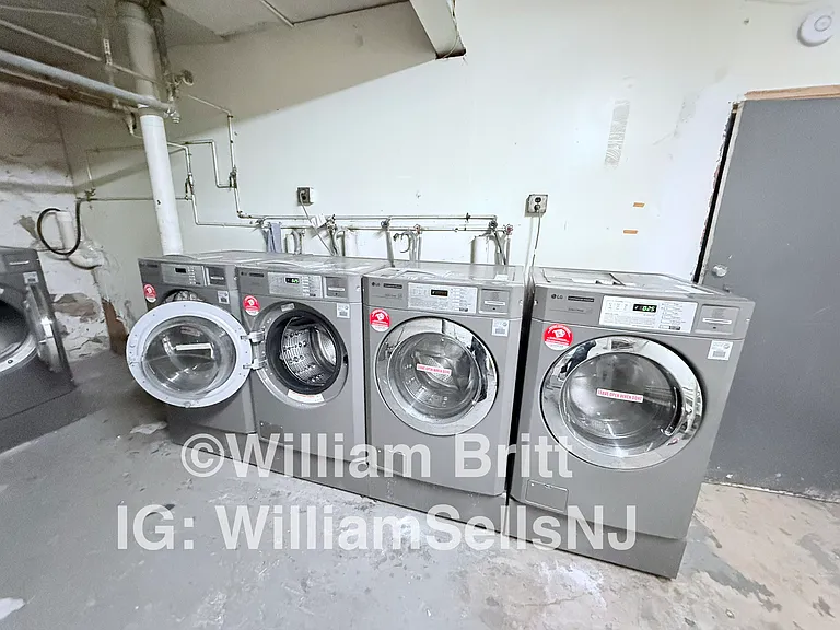 266 Beech St #4 — Photo 15