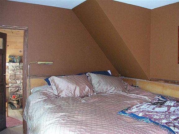 5th image of 42770 Conifer Dr