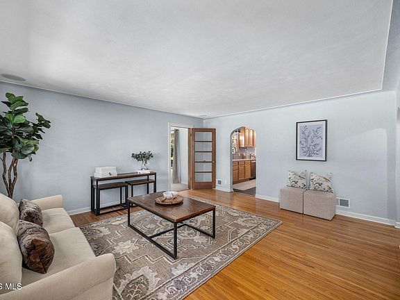 5th image of 4725 Vineyard Rd