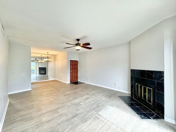 4th image of 2050 San Marcos Dr SE APT 115