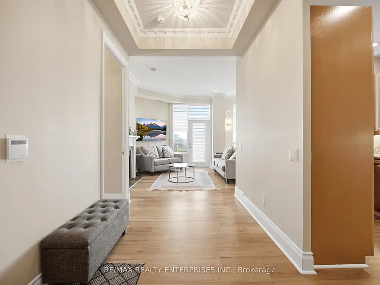 35 Kingsbridge Garden Cir #3301 — Photo 4