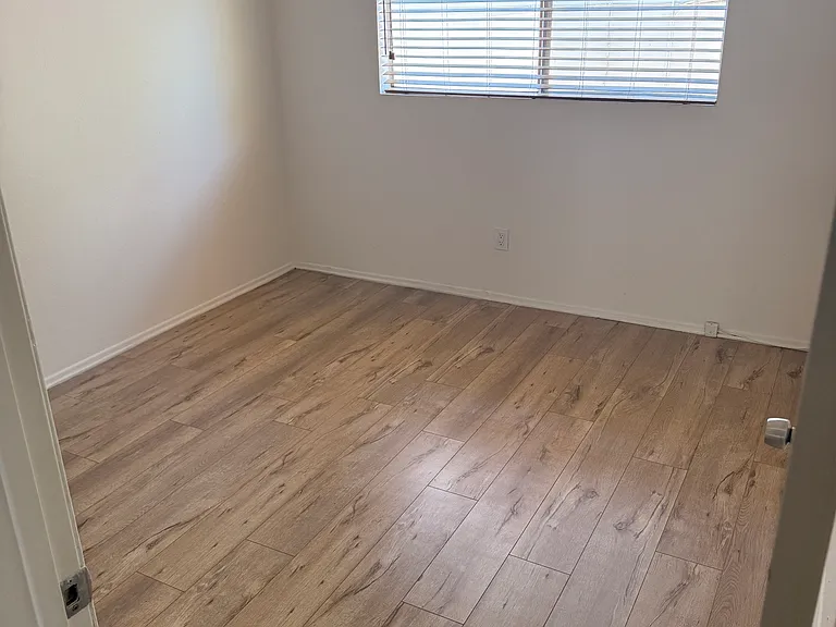 5224 Kester Ave #9 — Photo 6