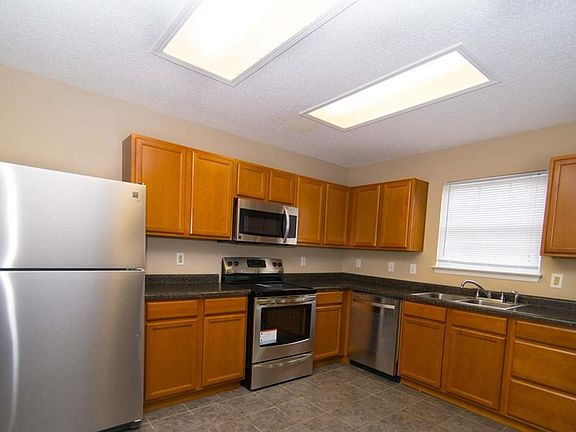 4th image of 1823 Brassica Ln