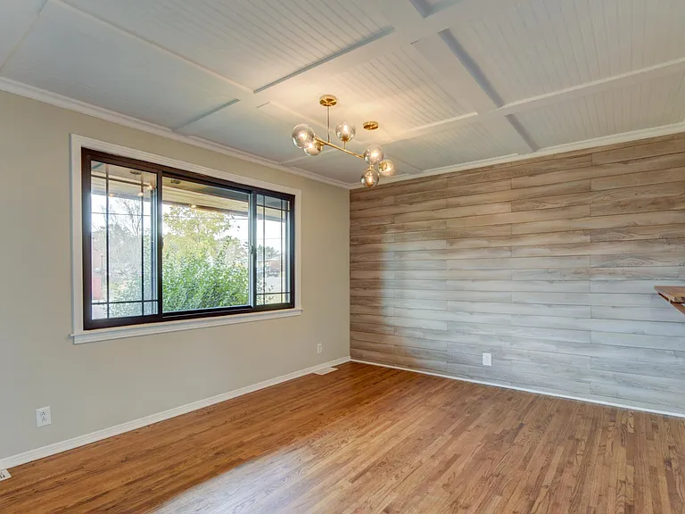 551 Bonerwood Dr — Photo 5