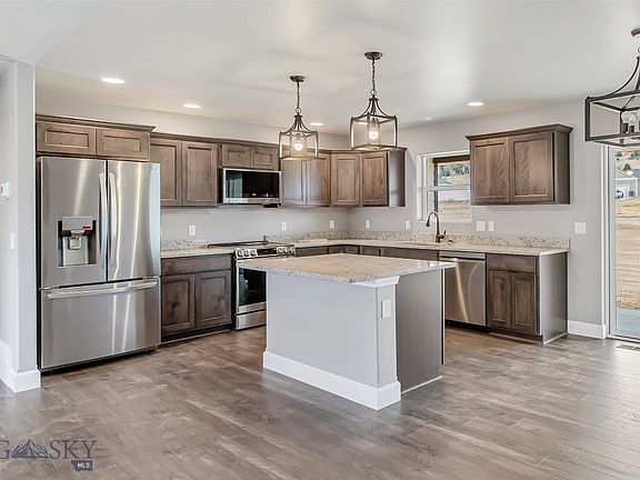 2nd image of 238 Avon Cir