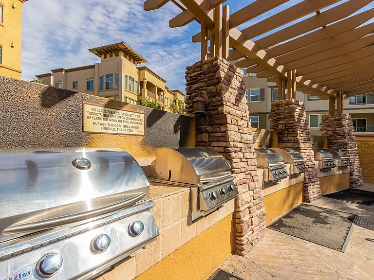 5450 E Deer Valley Dr — Photo 17