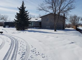 12267 County Road 350, Sidney, MT 59270
