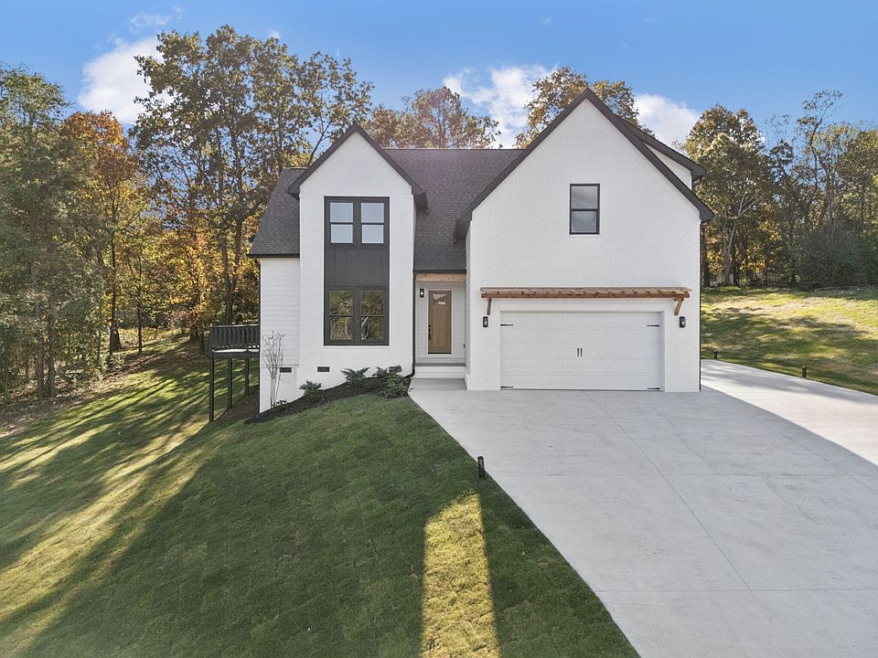 1st image of 524 Wilkinson Rd NE