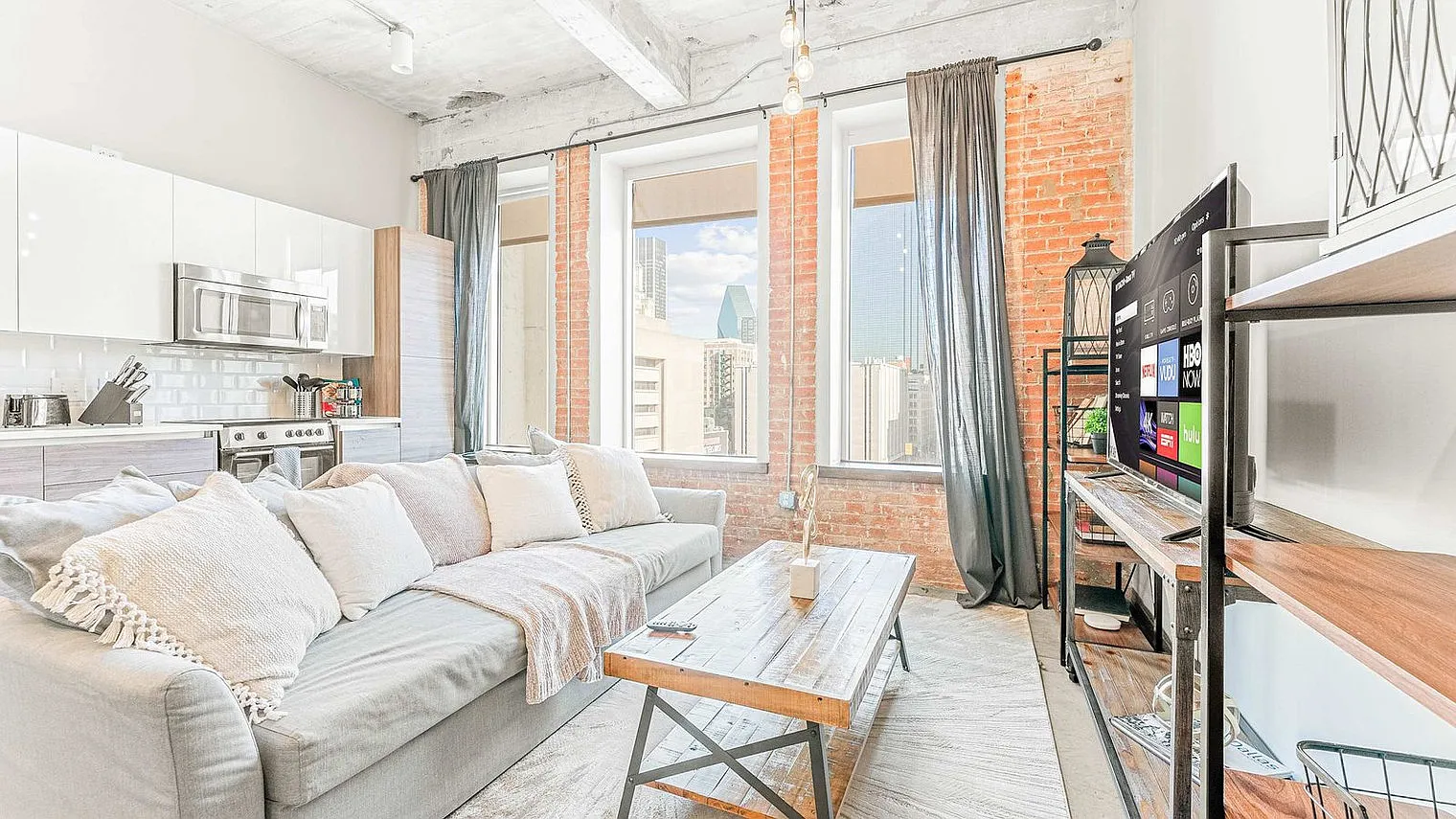 2 bed, 2.0 bath, $3,363 — Photo 2