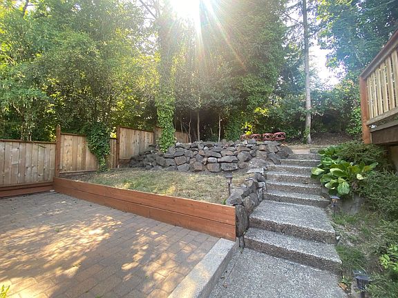 4th image of 3238 S 150th St #A
