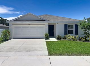 1906 Blue Stream St, Ruskin, FL 33570