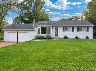 117 Birchwood Dr, Ballwin, MO 63011