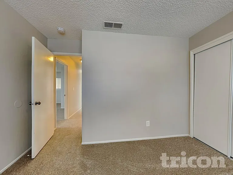 1344 Shaddick Dr — Photo 10