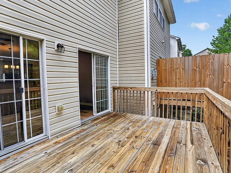730 Celeste Ln SW — Photo 22