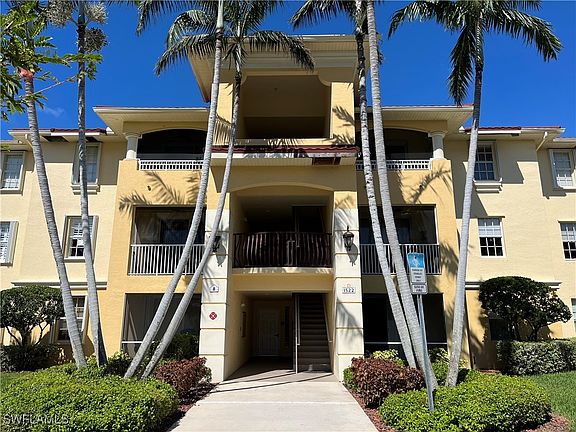2nd image of 1522 SW 50th St APT 102