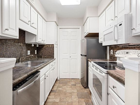 2nd image of 38 Forest Cove UNIT 38